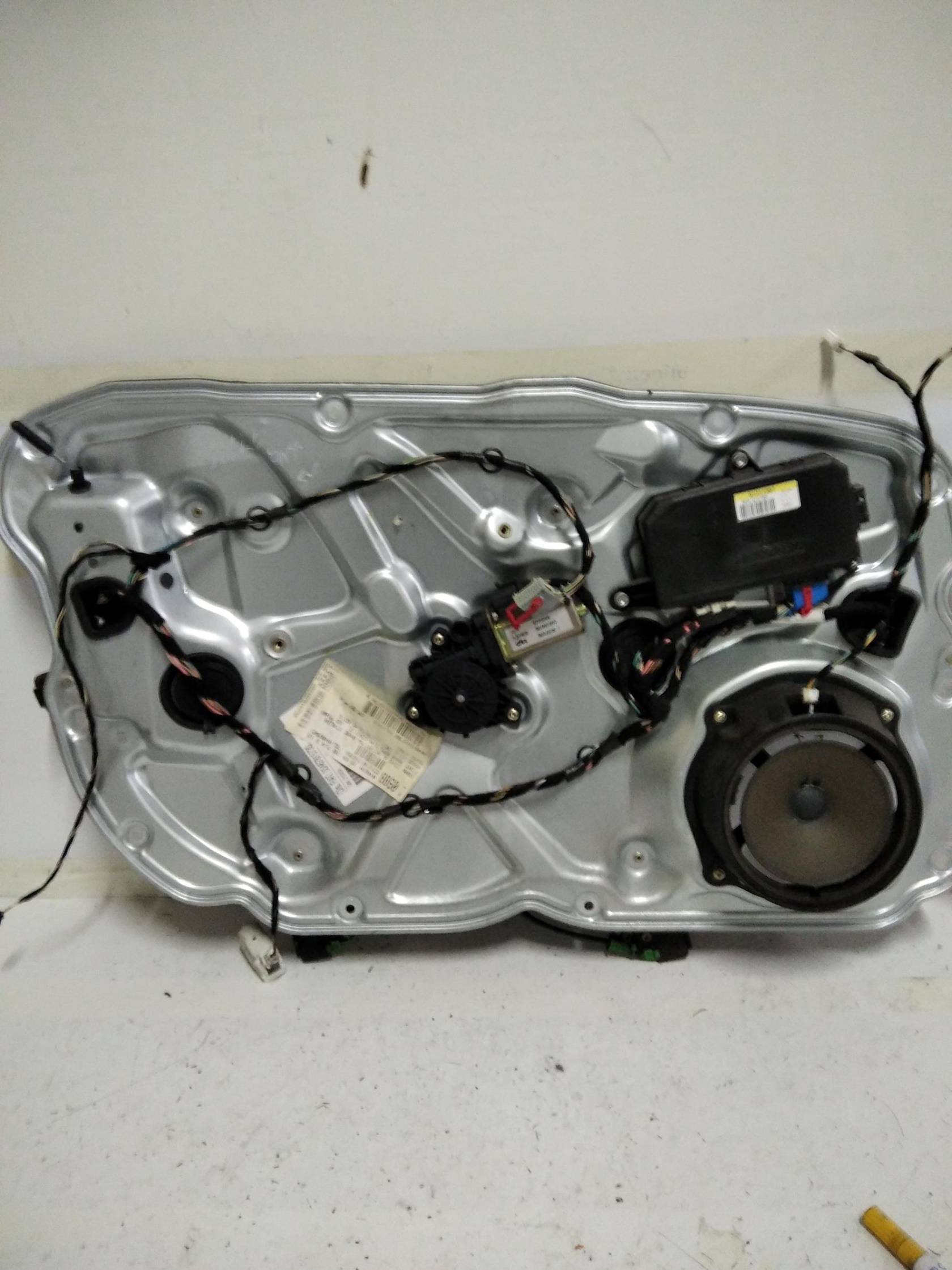 Alzacristallo elettr. porta ant. sx.